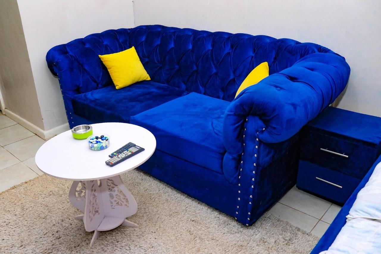 Royale Bnb Kiambu Rd Екстер'єр фото
